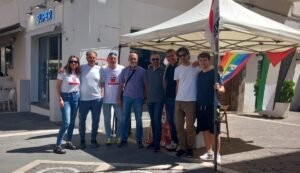 Campagna referendaria al rush finale, nuovo gazebo del M5S