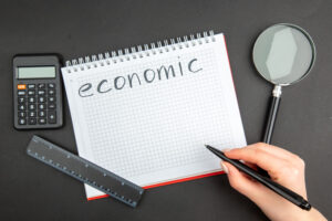 La strategia del prezzo bloccato: valutare la convenienza delle tariffe a canone fisso nel mercato libero